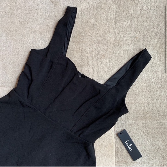 NWT Lulu's Hearts Scalloped Black Stretch Knit Sleeveless Skater Date Sexy Dress - Picture 4 of 6